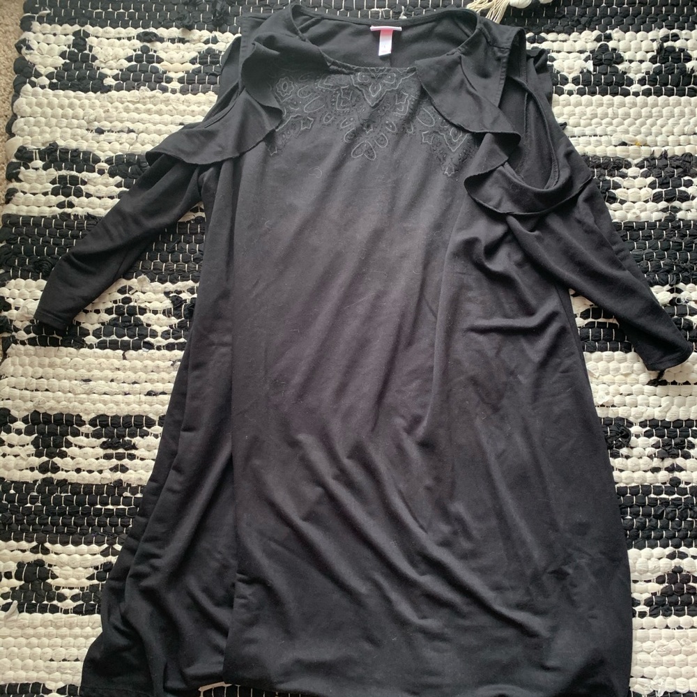 Women’s black maternity dress